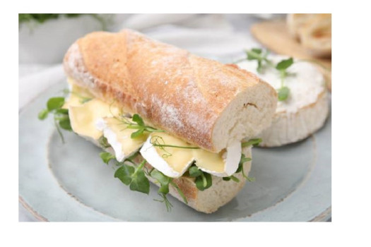 BRIE EN BRIQUE /KG